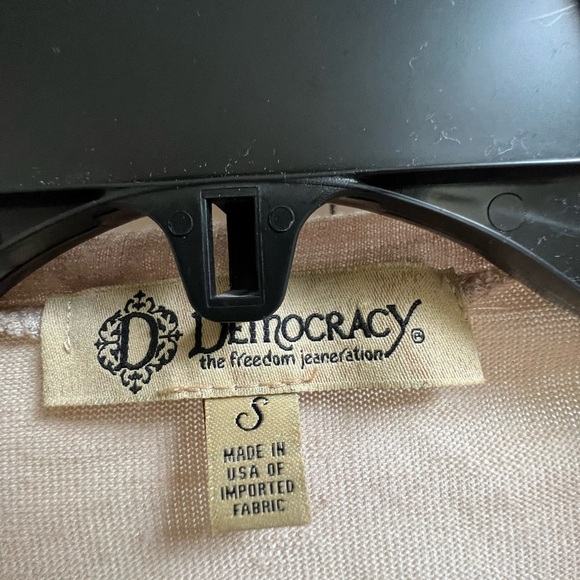 Democracy Women’s Cardigan Sweater Sz S - Picture 4 of 5